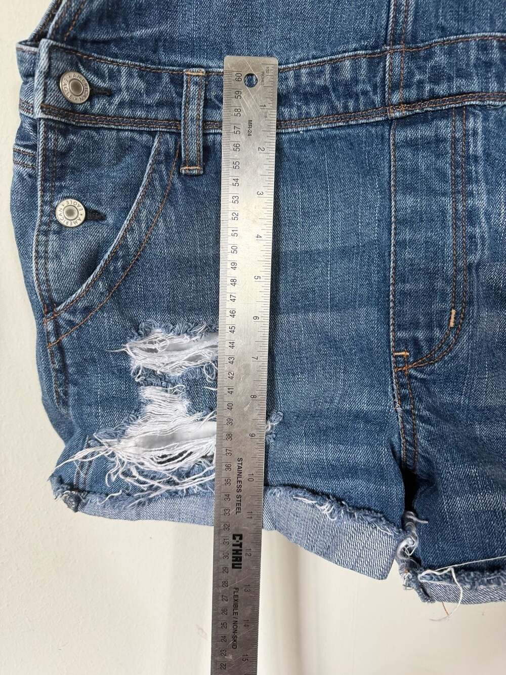 American Eagle Women's Distressed Denim Shortalls Overalls - Picture 4 of 7